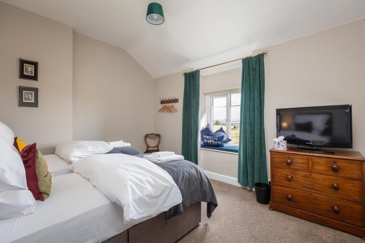 Luxury With Stunning Views And Hot Tub Ferienhaus *