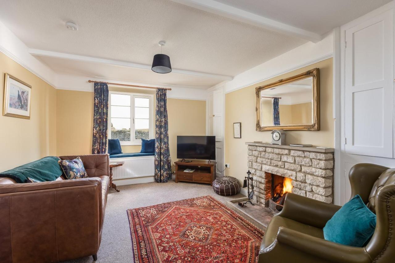 Luxury With Stunning Views And Hot Tub * Ebberston